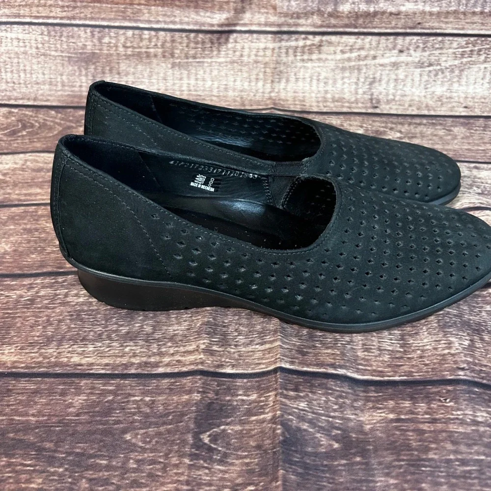 ECCO Felicia Black Nubuck Perforated Leather Slip On Wedge Loafers Shoes EU 41